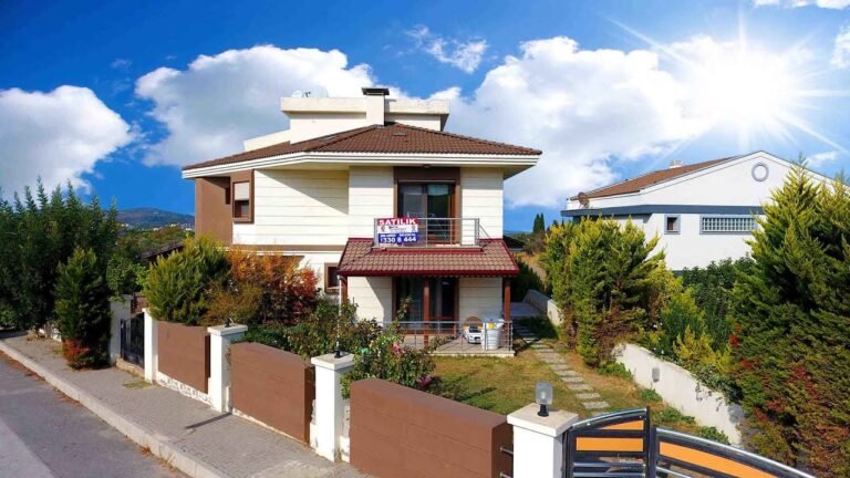 URLA YENİCE DE DENİZ MANZARALI 4+1 SATILIK VİLLA / STARTKEY LIFE 2 NURİ AKTUĞ ORAL – ŞENOL CANSEVEN