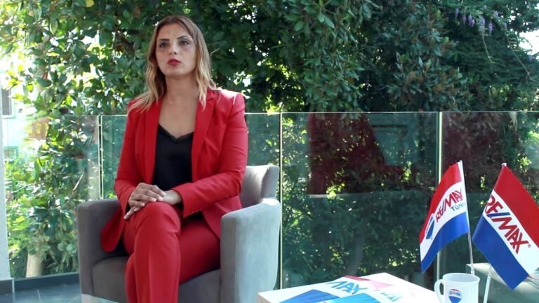 Özlem Çiftçi – RE/MAX Broker’ı