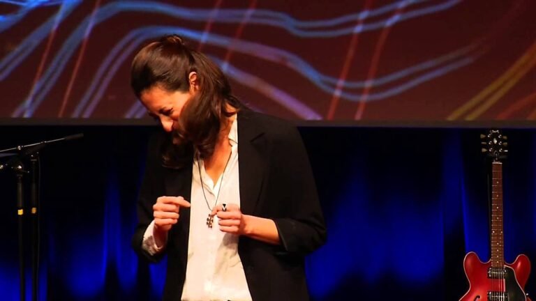 TEDx’i Kapatmayalım, Aralık Kalsın: Bir Stand-up’çının Gözünden İlham ve Kahkaha