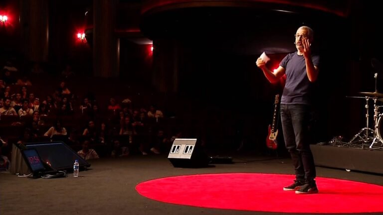 Anneme “Sivil Toplumcu” Olduğumu Söylemeyin | Yörük Kurtaran | TEDxReset